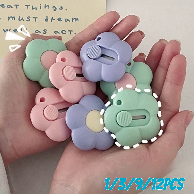 Art Craft Stationery - มีดคัตเตอร์ลายดอกไม้น่ารัก พกพาสะดวก ปลอดภัย เหมาะสำหรับนักเรียน ใช้ตัดกระดาษ งานฝีมือ