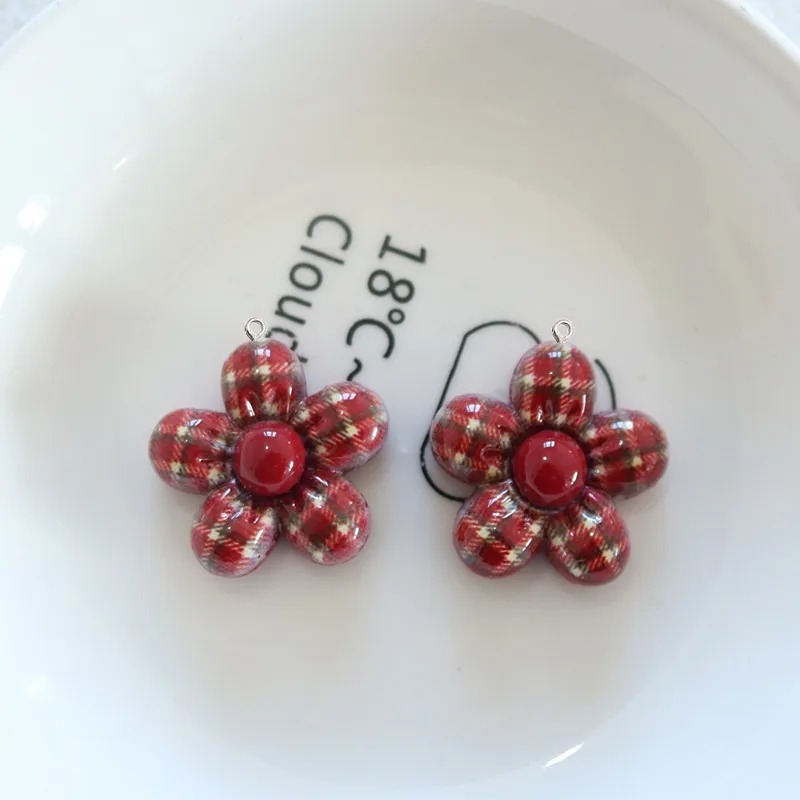 จี้เรซิ่นรูปดอกไม้หวานๆ 10 ชิ้ - The Art And Craft Of Jewelry บทวิจารณ์และราคา